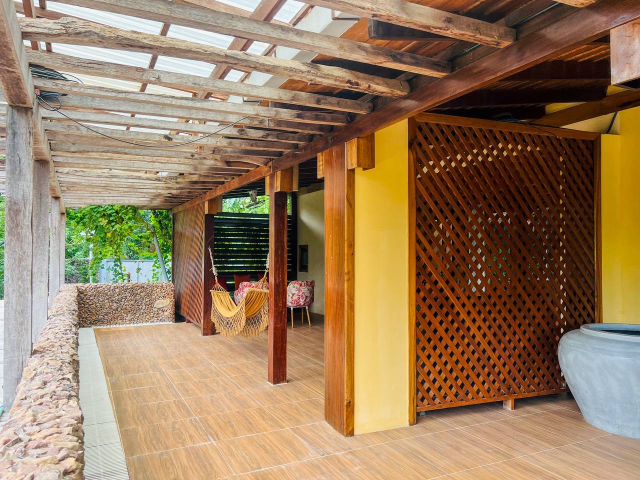 Jacuzzi Villa Bed & Breakfast 14