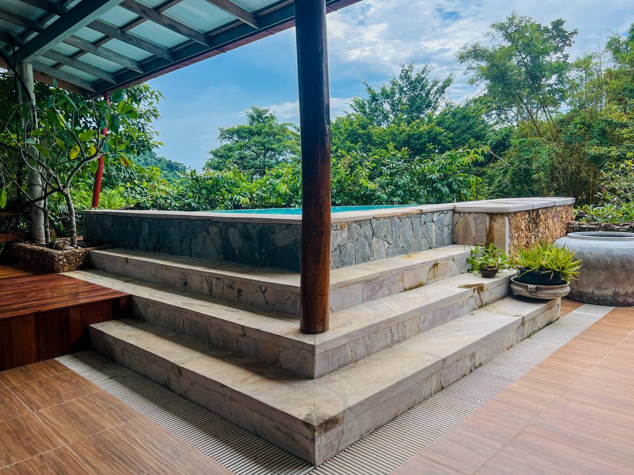 Jacuzzi Villa Bed & Breakfast 26